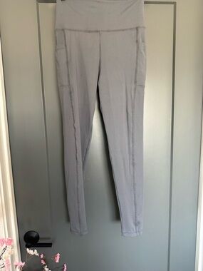 Women’s leggings with pockets